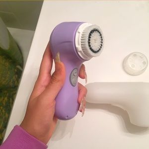 Mia 2 Clarisonic facial brush